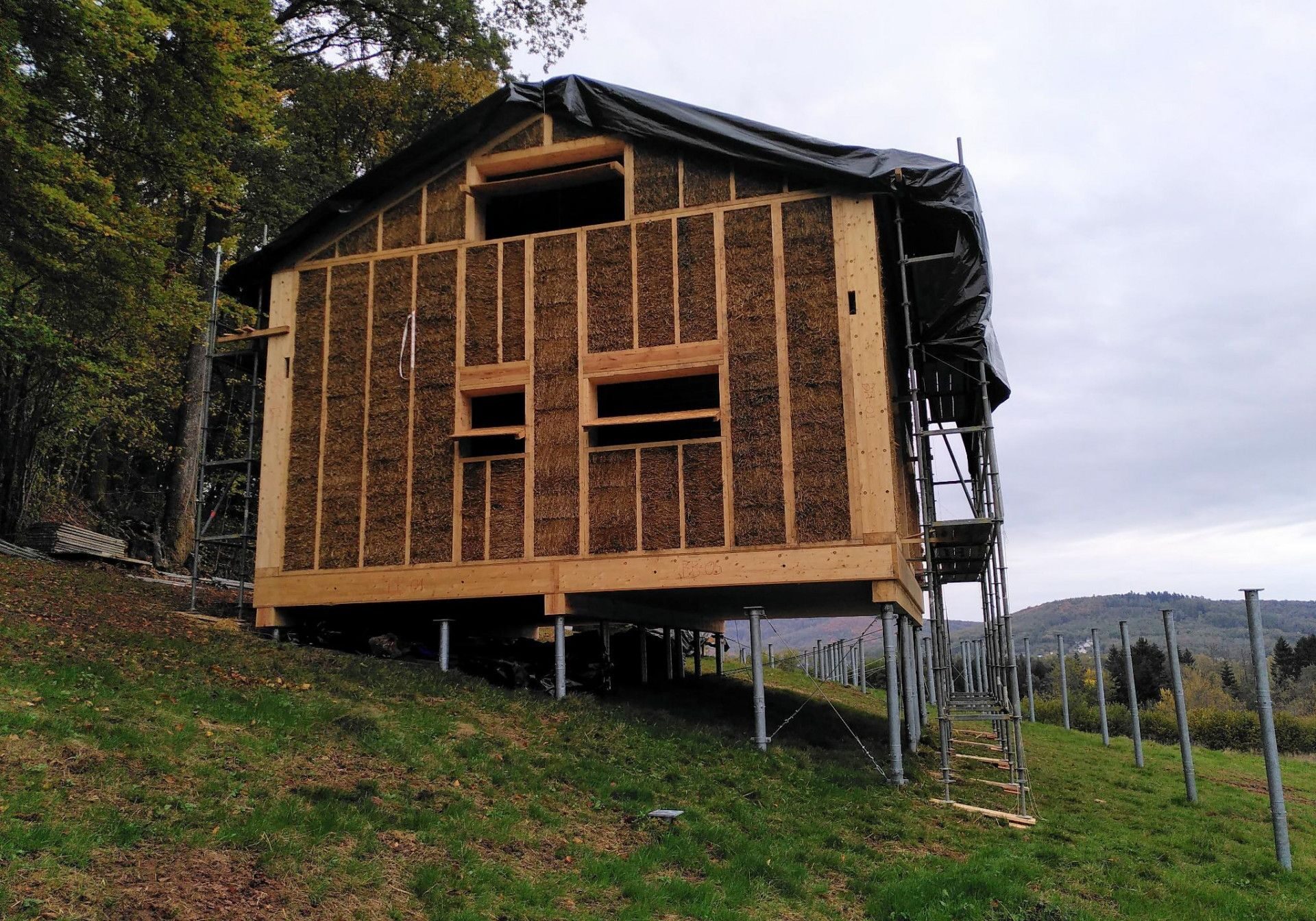 Strohballenhaus für Bericht Spezialist für den Holzbau